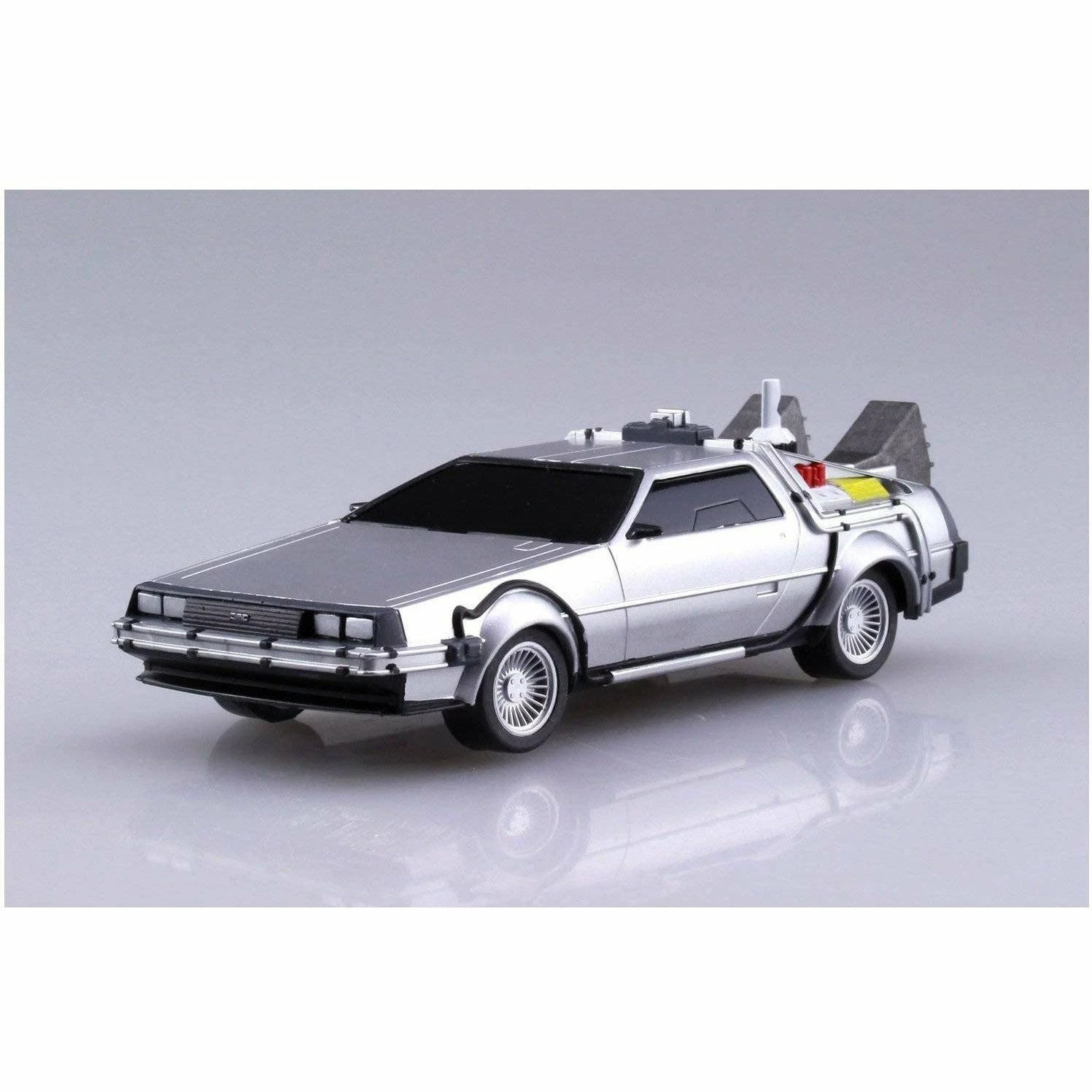 Aoshima Back To The Future Part II Pull-back DeLorean 1:43 Scale Plastic Model Kit 5 Aoshima Back To The Future Part II Pull-back DeLorean 1:43 Scale Plastic Model Kit - Image 3