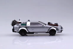 Aoshima Back To The Future Part III Pull-back DeLorean 1:43 Scale Plastic Model Kit -Media Collection Shop STL327003 6