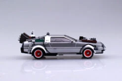 Aoshima Back To The Future Part III Pull-back DeLorean 1:43 Scale Plastic Model Kit -Media Collection Shop STL327003 7