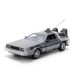 Jada Toys Back To The Future Die-cast 1:24 Scale 40th Anniversary "Hollywood Rides" Light-up DeLorean Time Machine -Media Collection Shop STL382649 1