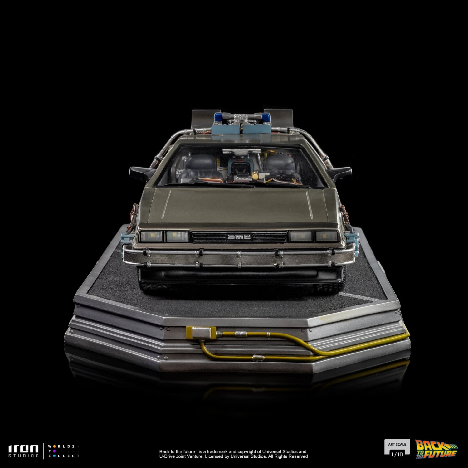 Iron Studios Back To The Future DeLorean 1:10 Scale Statue 15 Iron Studios Back To The Future DeLorean 1:10 Scale Statue - Image 13
